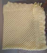 Păturică handmade tricotată
