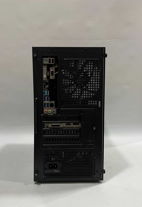 Геймърски компютър AMD Ryzen 7 2700X, RTX 2060 Super, 16GB ram