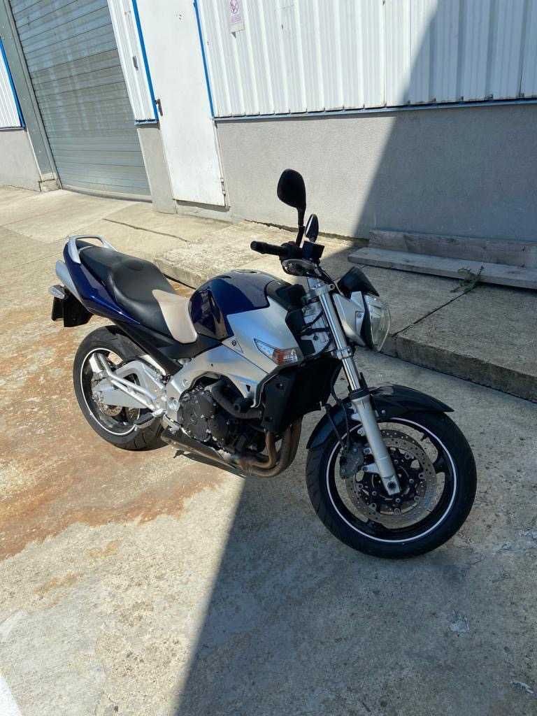 Suzuki GSR600 2006