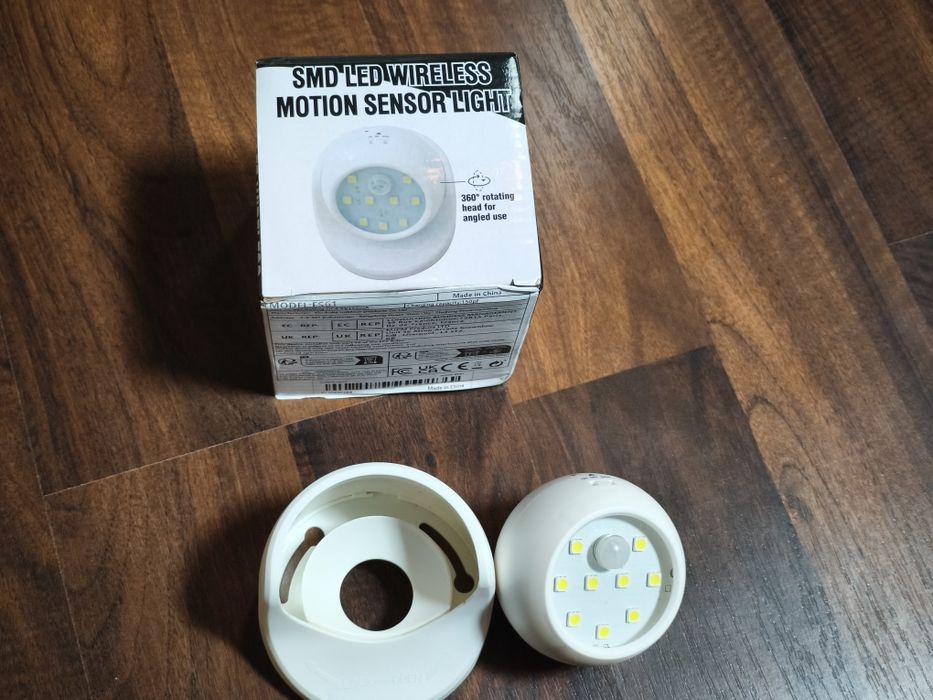 Lampa cu senzor miscare/lumina