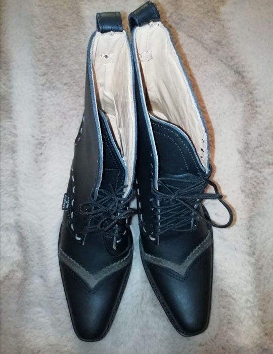Ghete/ciocate piele STARS & STRIPES nr. 37 - noi