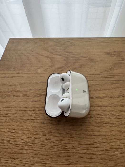 Vand AirPods Pro 2 carcasa incarcare MagSafe (USB-C)