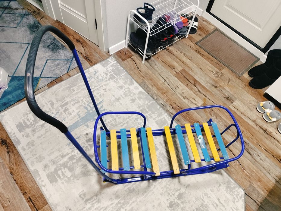 Продам санку для двойни