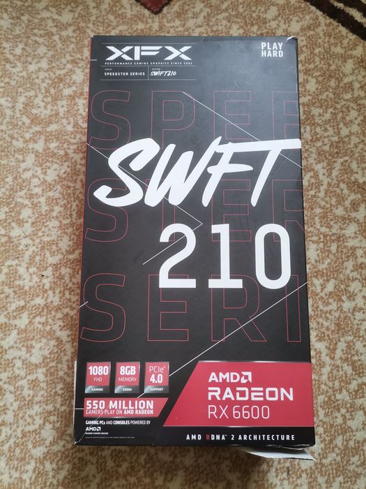 Vând sau  Schimb  Placa video XFX Radeon RX 6600 Speedster SWFT 210 Co