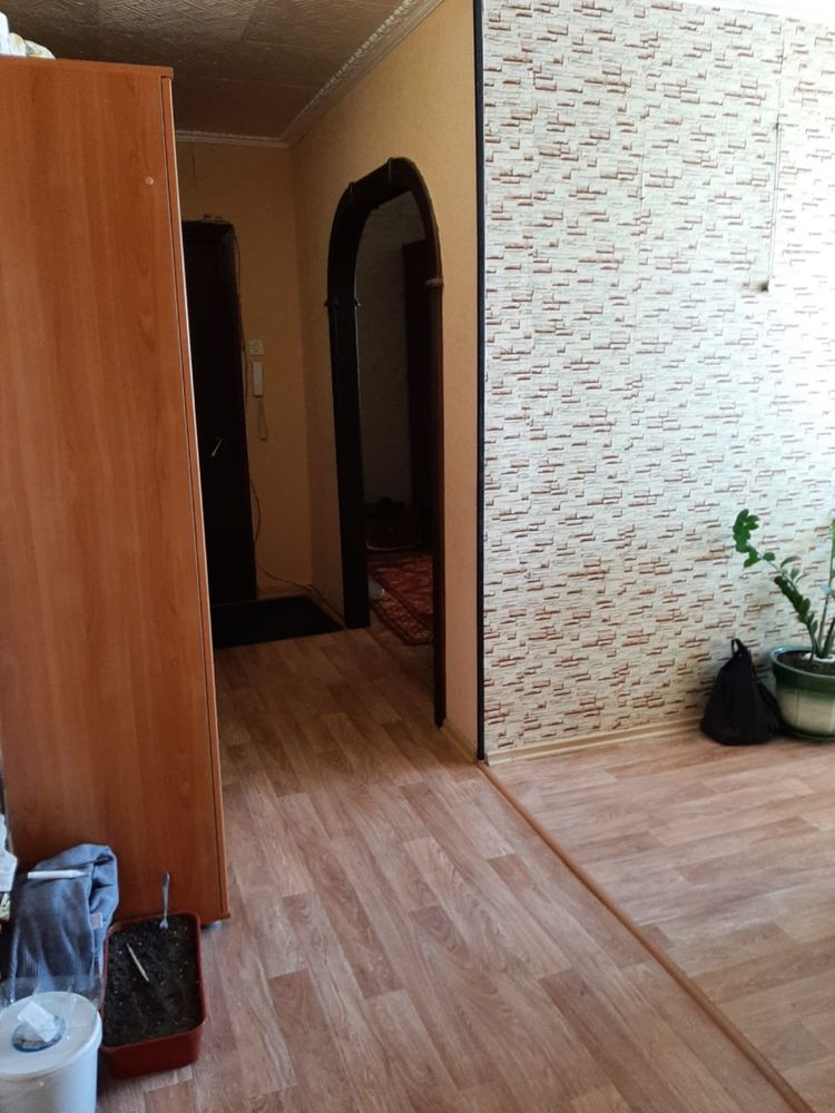 Продам трехкомнатную квартиру