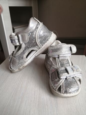 Обувь детская летняя