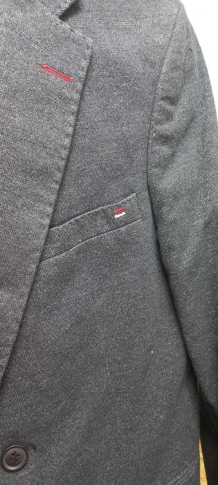 Елегантно мъжко сако, кройка slim fit