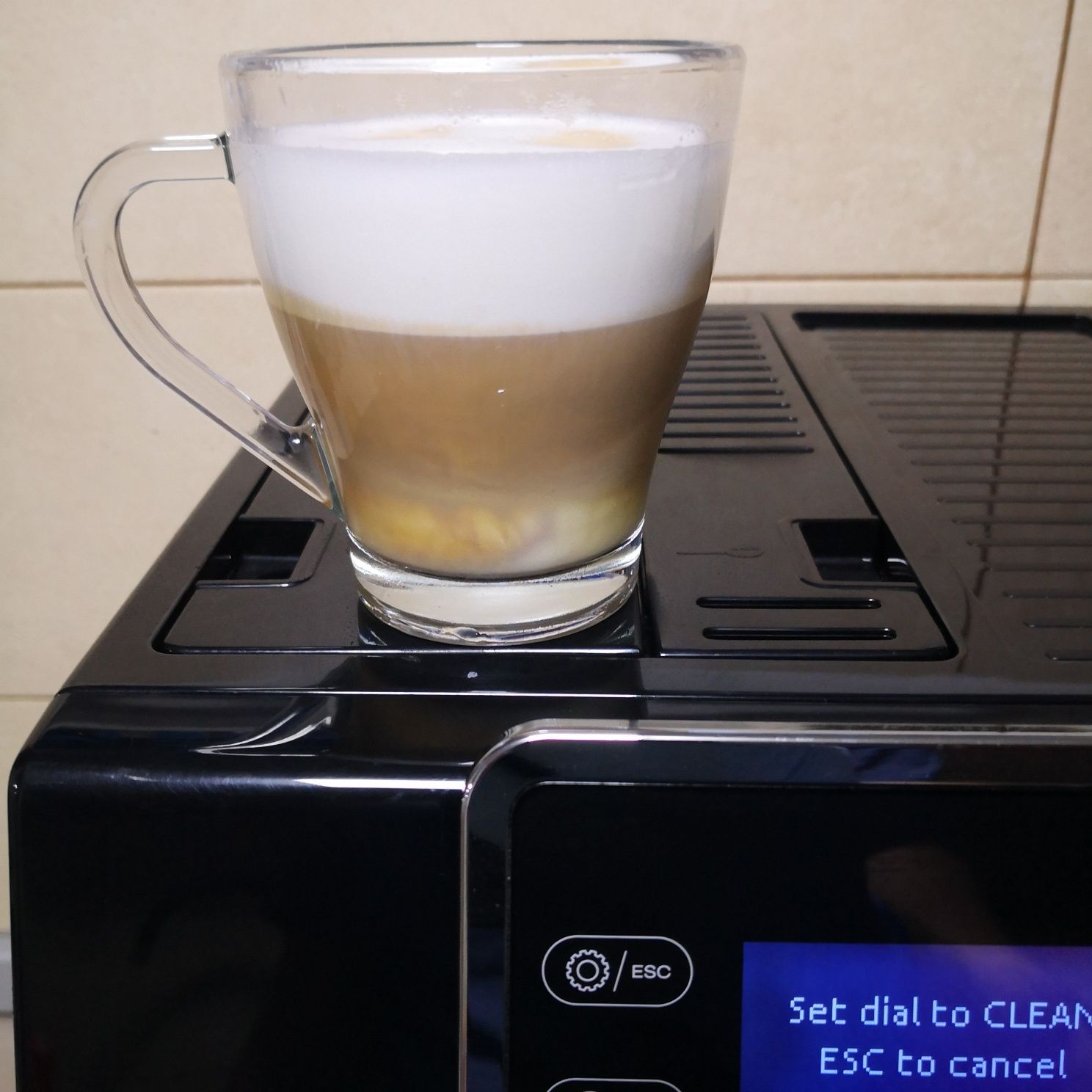 Aparat cafea delonghi