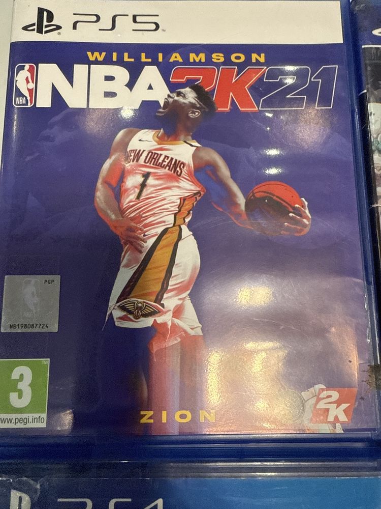 Продавам видео игри за PS4 и PS5