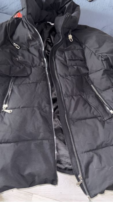 Продам куртку в отличном состоянии размер 60 длинная очень теплая