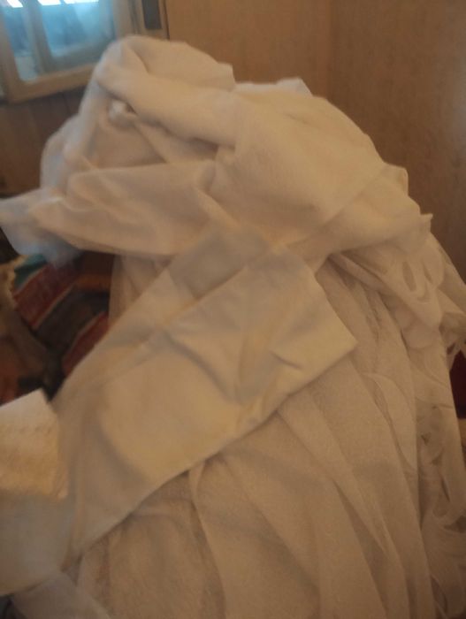 Vând țesuturi retro