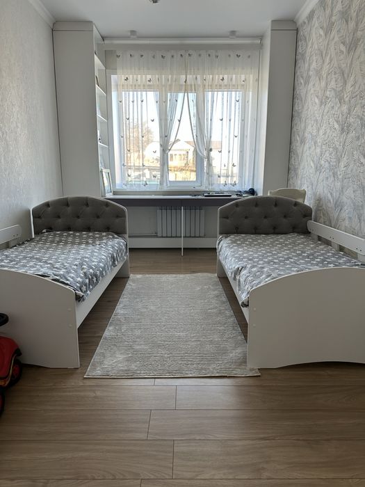 Продам кровать 90*180 с матрасом