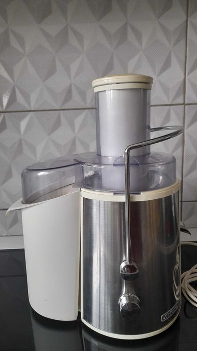 Storcator  de fructe si legume Ariete