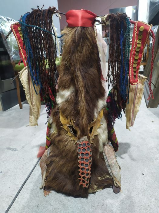 Автентична кукерска маска