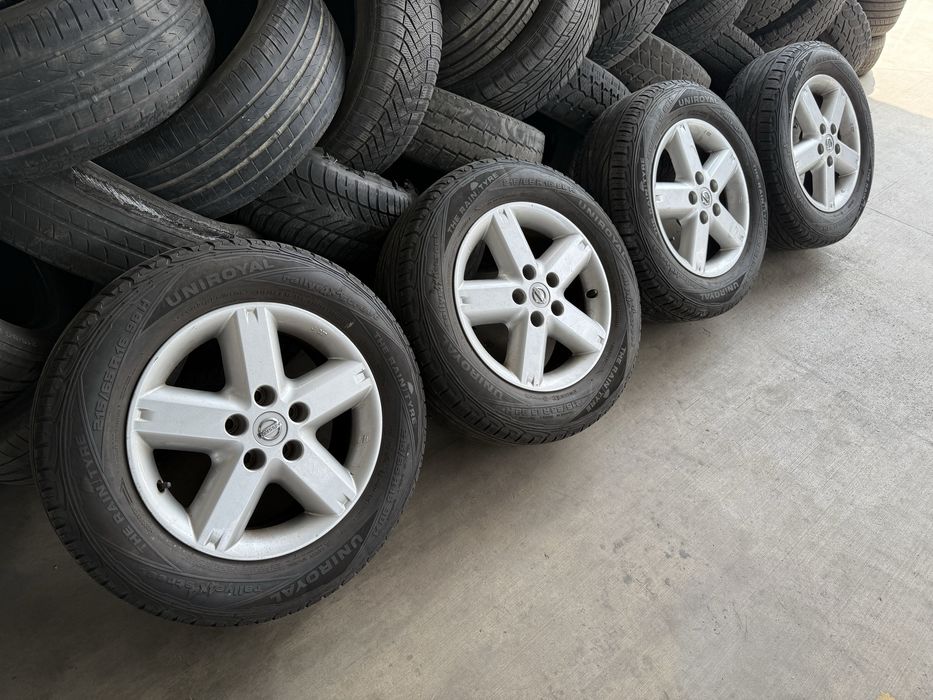 Оригинални джанти за Nissan 16 цола 5x114.3 с гуми