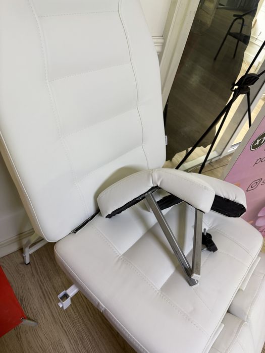 Продам срочно кресло для педикюра