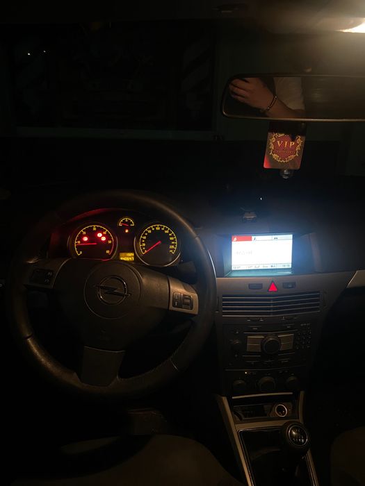 Vând Opel asta H