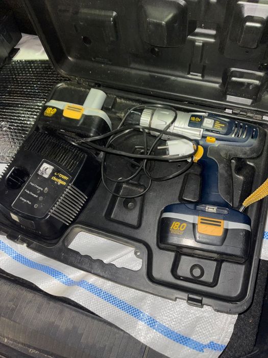 Ciocan demolator bosch GSH 11 e plus multe alte scule