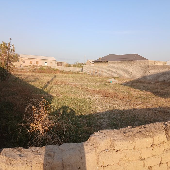 6 sotix yer sotiladi yaxshi joy