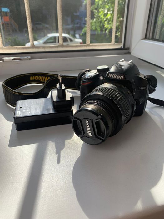 Продам камеру Nikon D3200