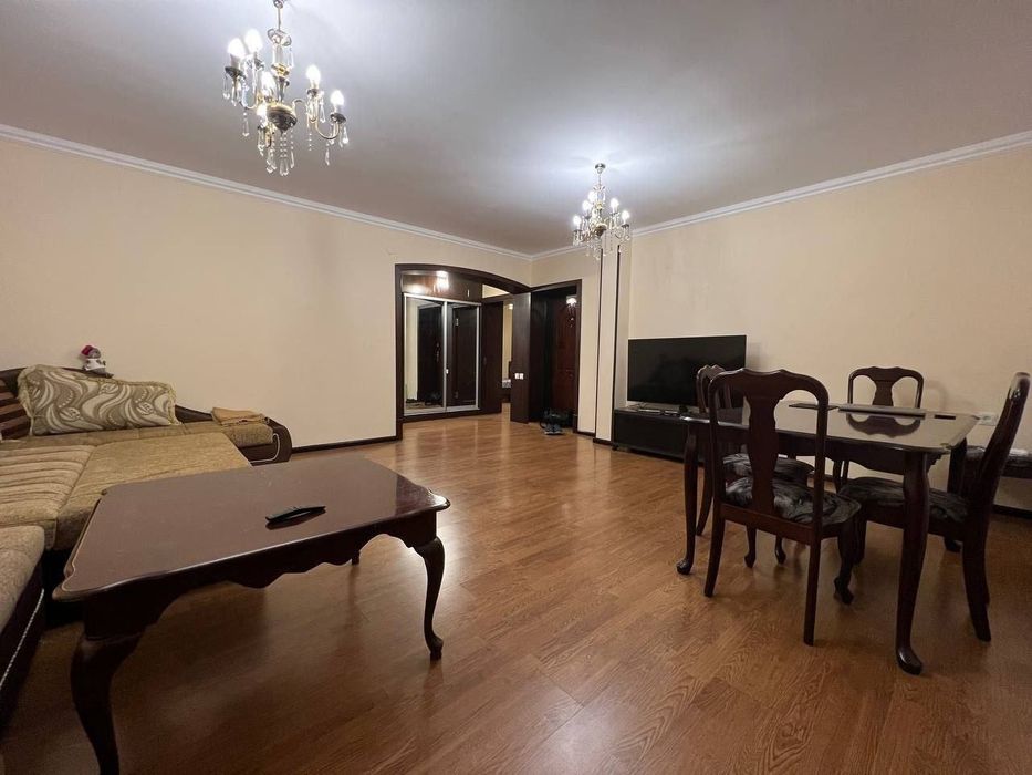 Квартира продается 3/3/4 на Измайлова