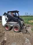 Inchiriez miniincarcator Bobcat 753 pt proiectele tale  de constuctii