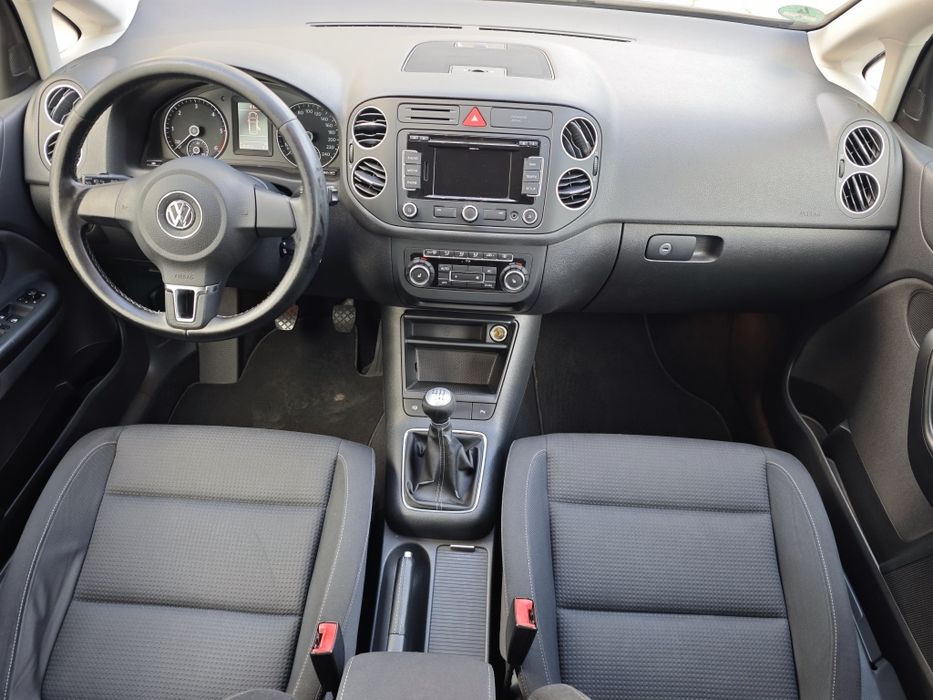 Volkswagen Golf Plus 2.0tdi,140cp,navi,clima dubla,autoparcare,sc.incz