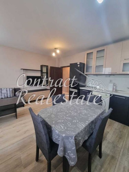 Дава се под наем Двустаен апартамент в Варна, Колхозен пазар - 62 кв.м за 382.5 € - Снимка #1