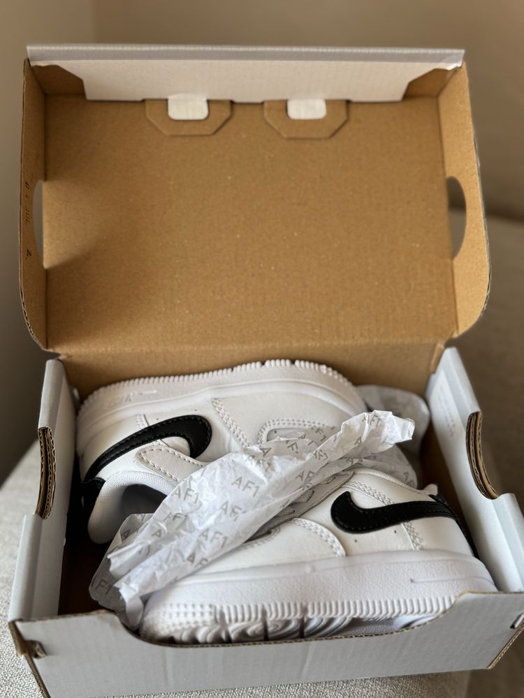 Бебешки сникърси NIKE “Force 1” 19,5 р-р
