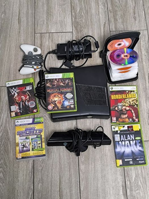 XBOX 360 slim ,modat+kinekt+controller cu fir+HDMI+35-40 de jocuri