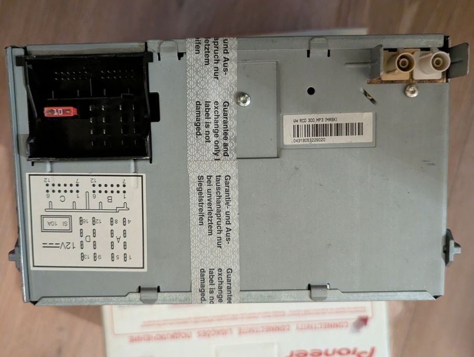 Оригинално радио + сд и мп3 от Голф 5