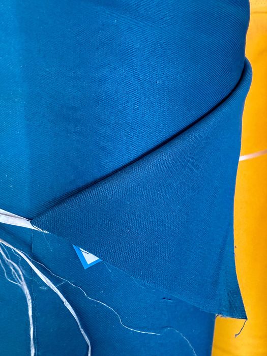 Разпродажба на платове