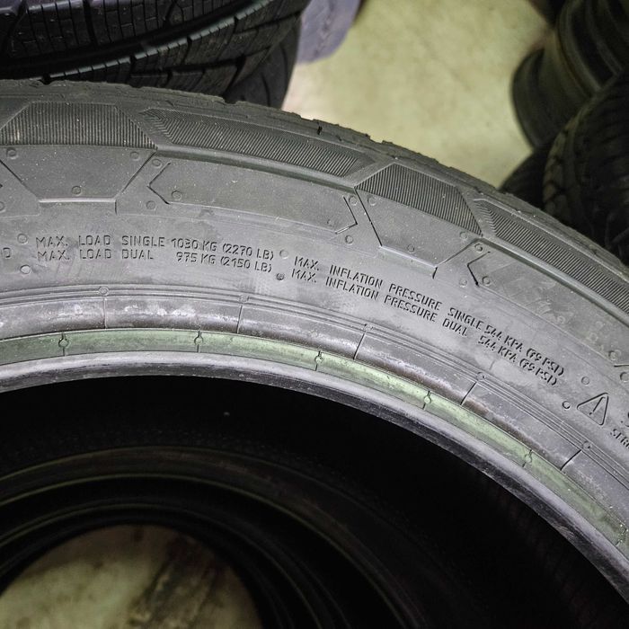 4 Нови бусови зимни гуми 225/55R17C Continental VanWinter 109T DOT1825