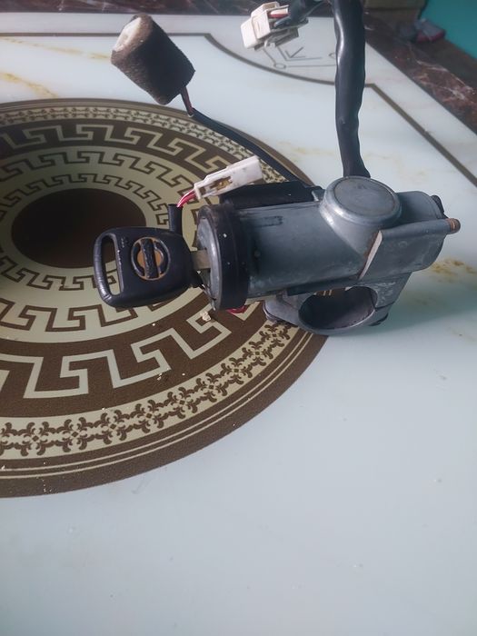 Замок зажигания компютер нисан максима а 32