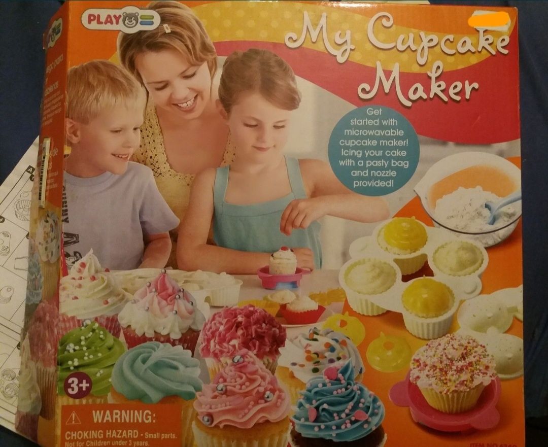 Set preparare briose- Cupcake maker-set micile gospodine