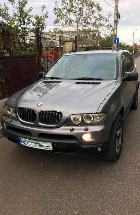 Se vinde BMW x5.