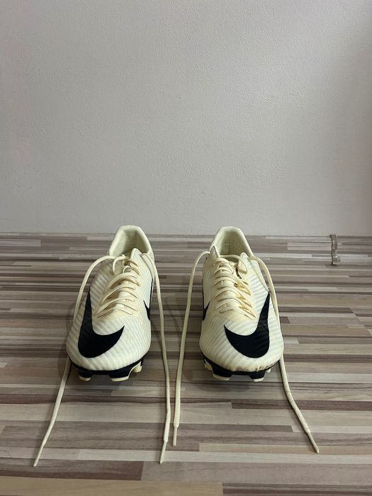 ЧЕРЕН ПЕТЪК Футболни бутонки Nike Air Zoom Mercurial Vapor 15.