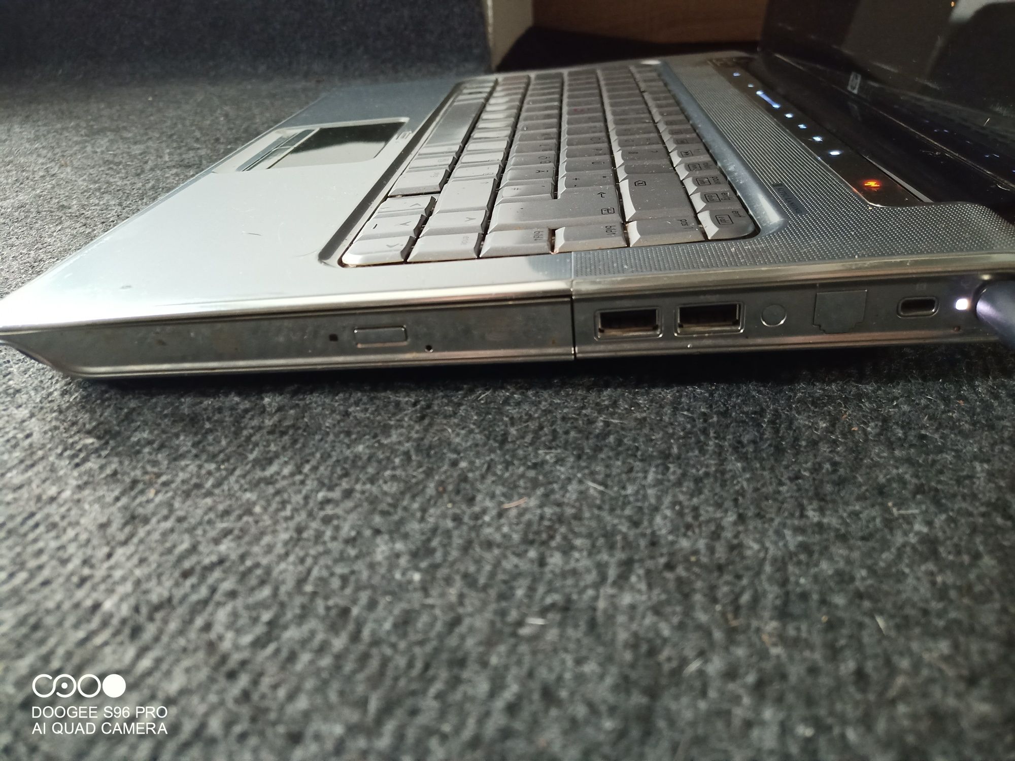 HP pavilion dv 5