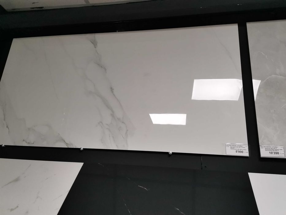 Продаю Керамогранит глянец остатки от фартука