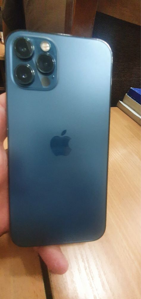 iPhone 12 Pro.