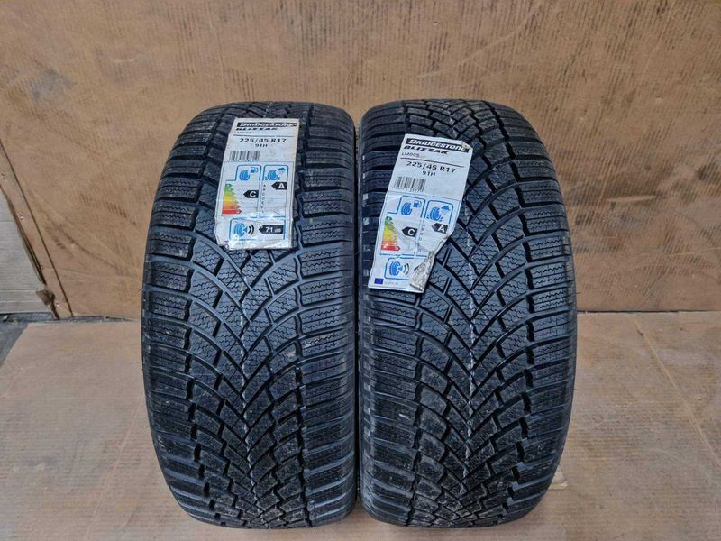 2 Bridgestone R17 225/45
нови зимни гуми
DOT3319
