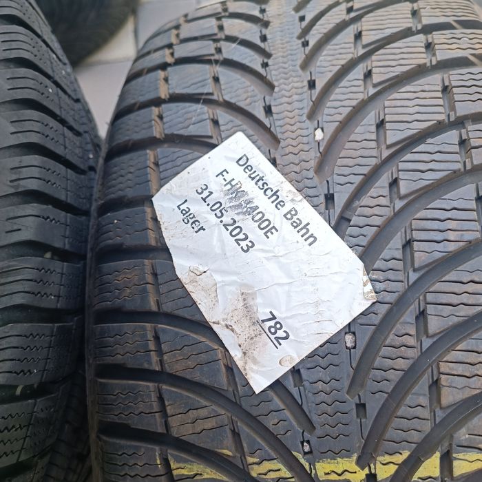 235 55 19 Michelin Latitude Alpin