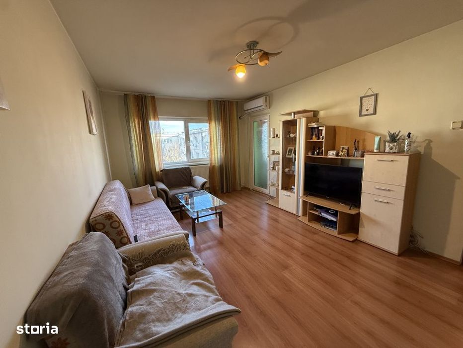 Apartament 3 camere, decomandat, 71.88 mp, cartier 1 Mai, zona Scoala