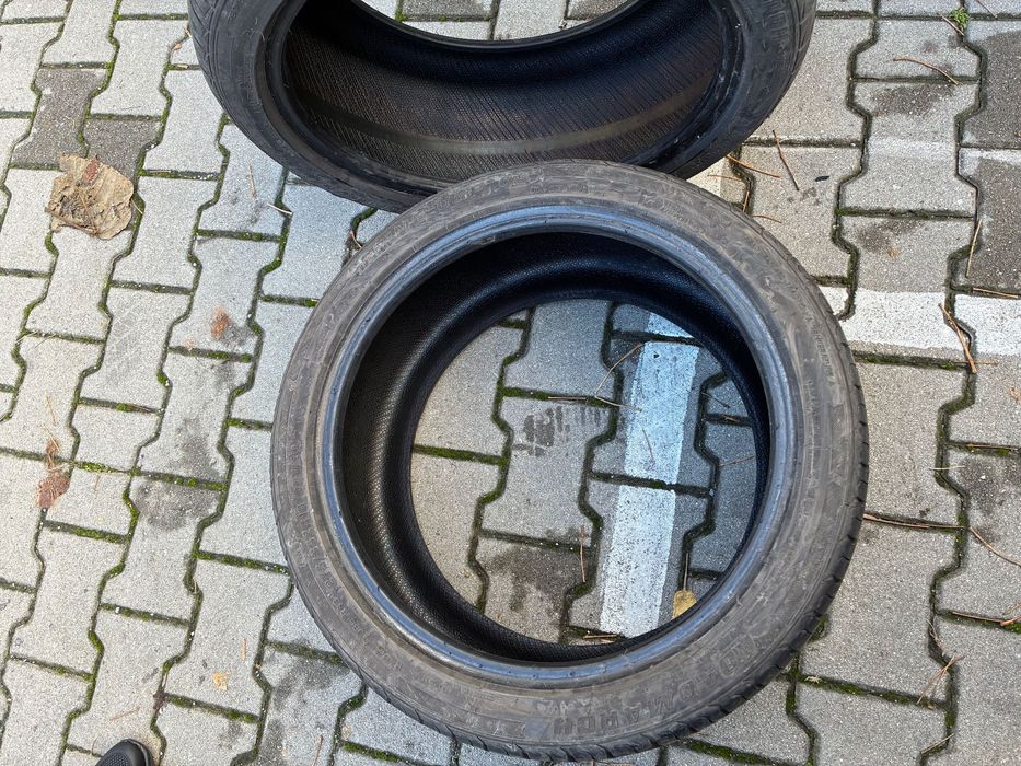 Гуми летни 275/35 R18