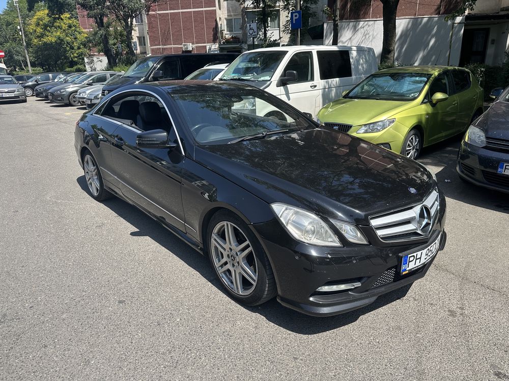 Mercedes-Benz E250 Coupe volan pe dreapta
