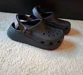 Crocs unisex în stare foarte bună