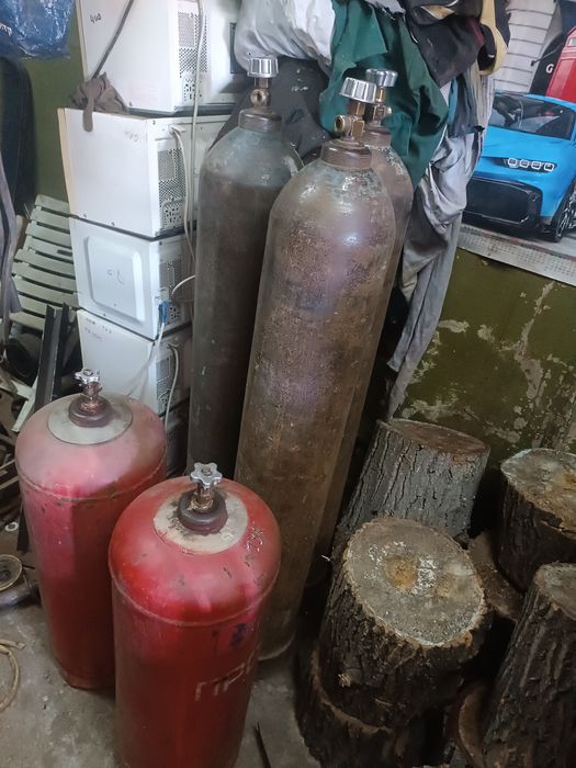Продам газовый балон пропановый  в хорошем состоянии