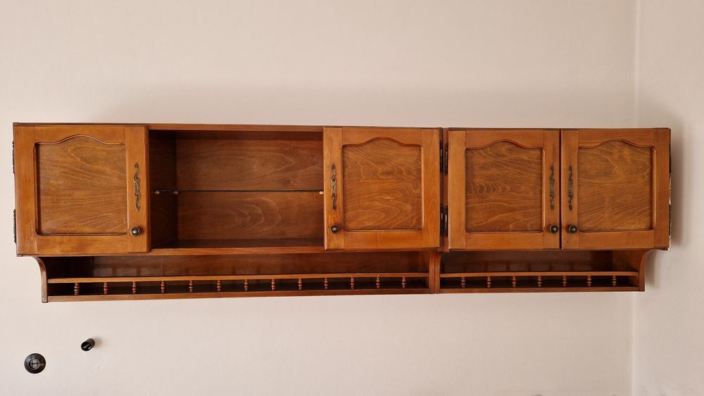 Vând mobilă veche dormitor, sufragerie, bucătărie, living