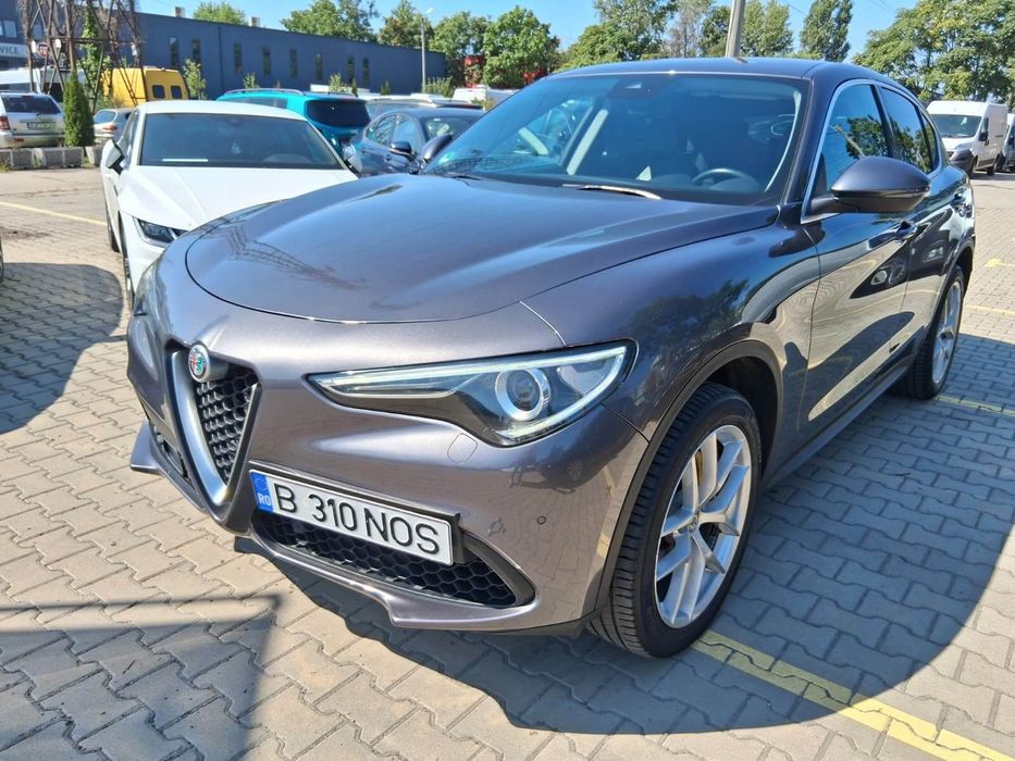 Alfa Romeo Stelvio Alfa Romeo Stelvio 2.0 Turbo AWD AT8 First Edition