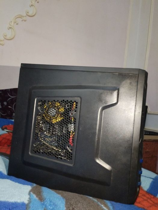 Продаю компьютер в хорошем состояние